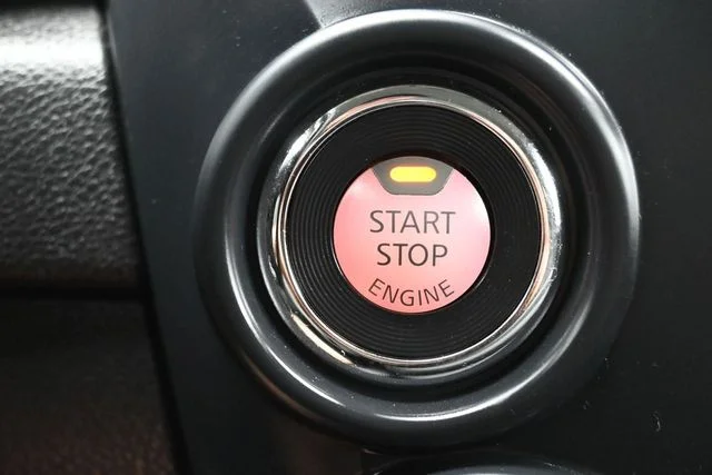 Used 2022 White Nissan SV image 20