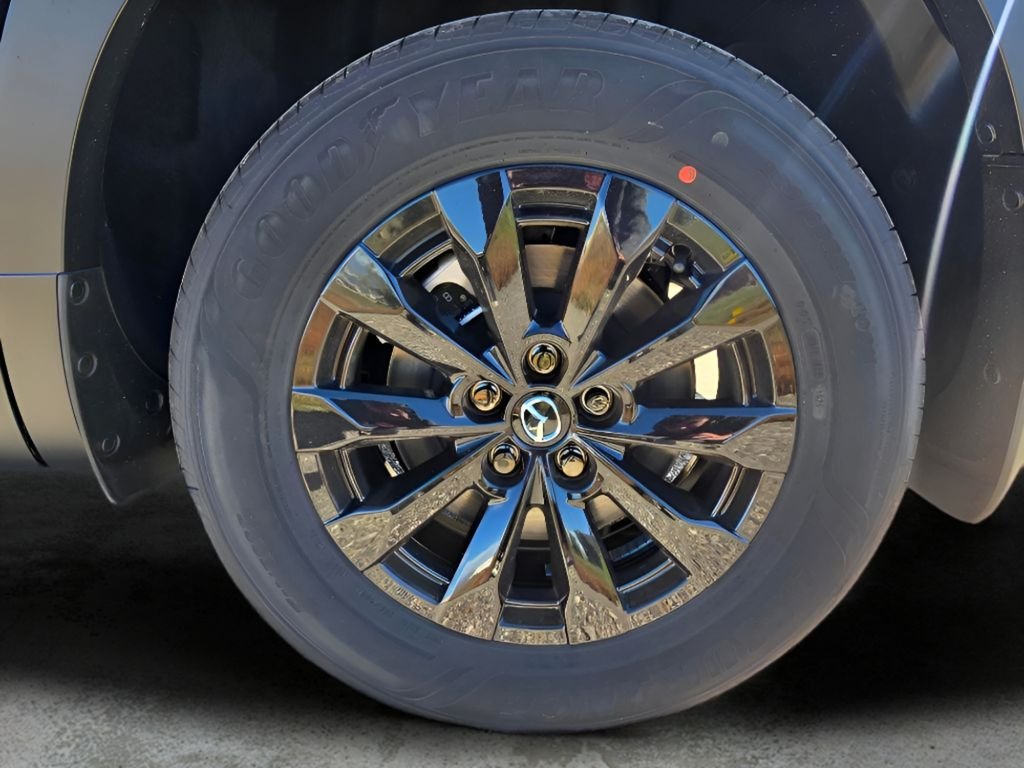 Used 2026 Wind Chill Pearl Mazda Premium image 30