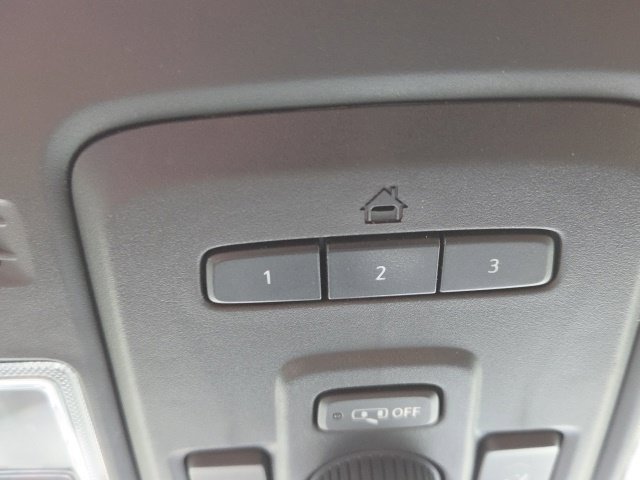 Used 2023 Silver GMC AT4 image 49