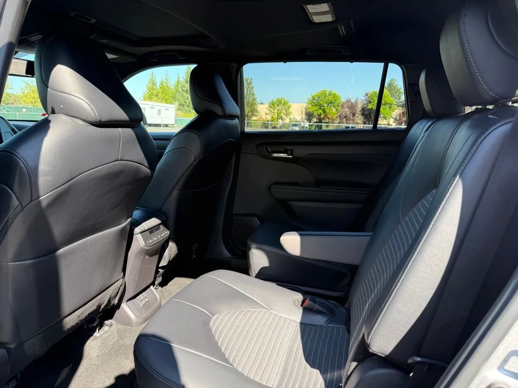 Used 2025 Celestial Silver Metallic Toyota XSE image 19
