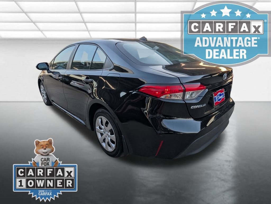 Used 2025  Toyota LE image 2