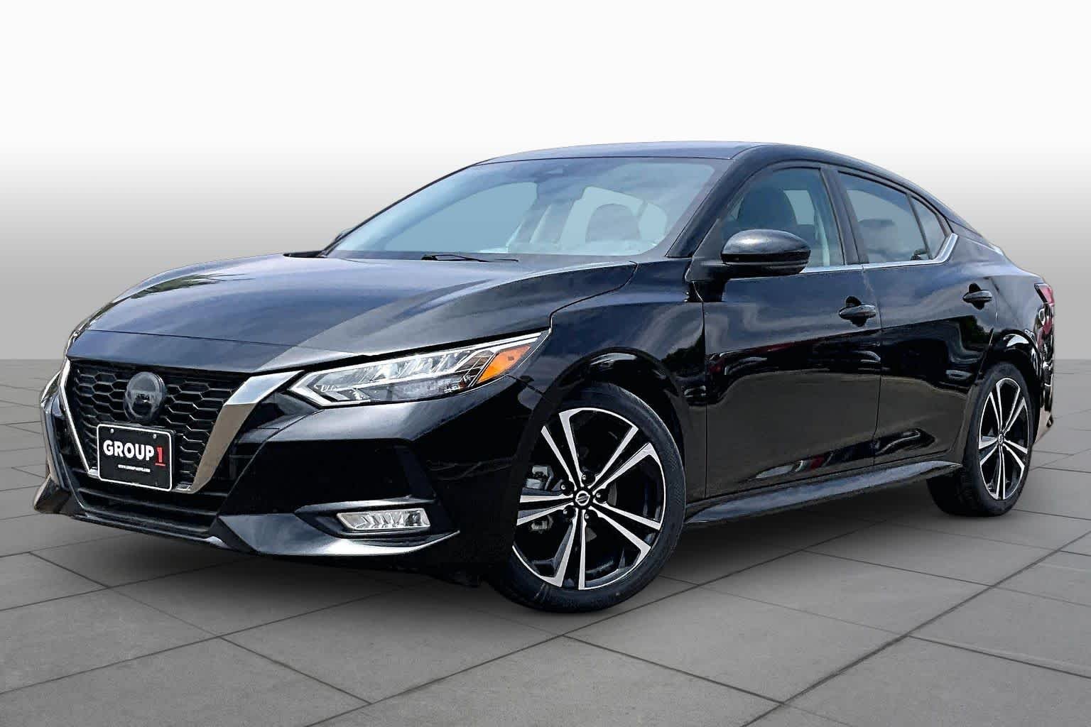 2023 Nissan Sentra SR CVT's photo