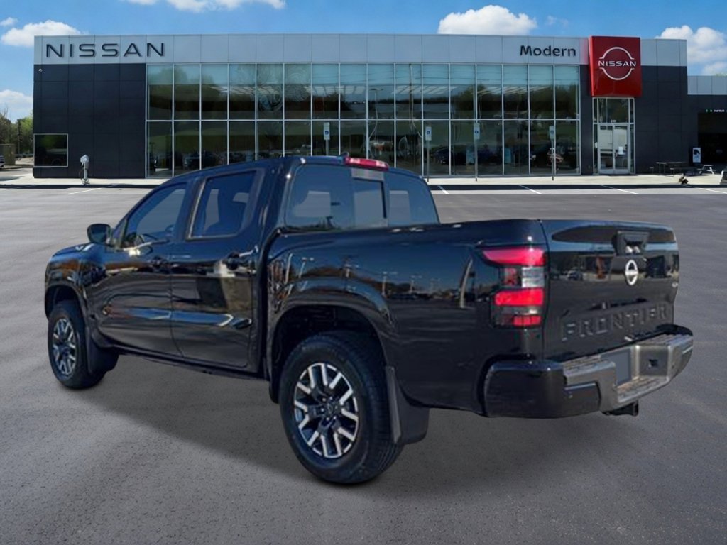 New 2026 Super Black Nissan Crew Cab SV image 3
