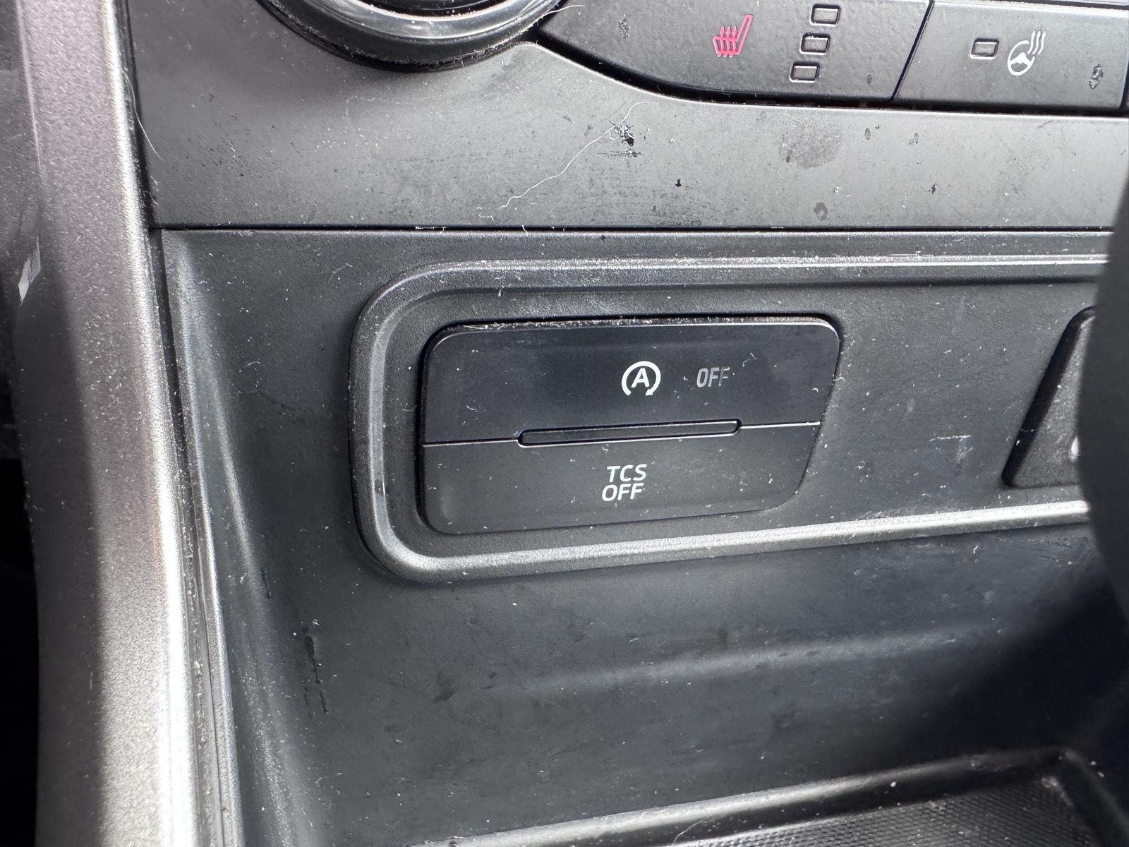 Used 2021 Lightning Blue Ford SES image 16