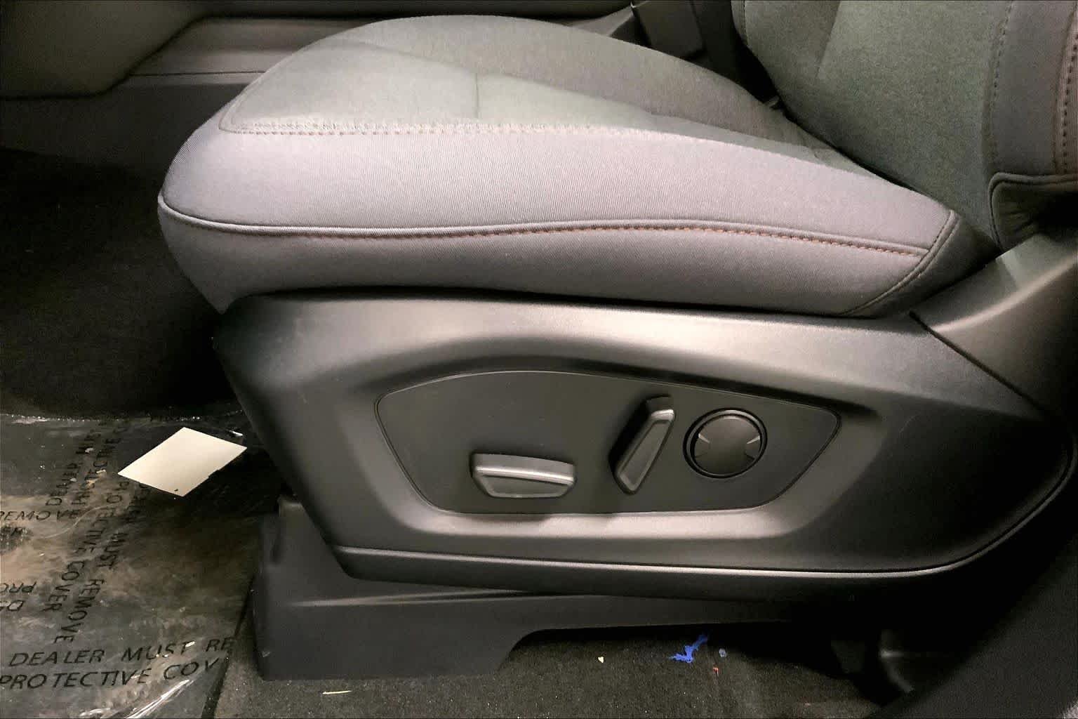 New 2026 Space White Metallic Ford Active image 19