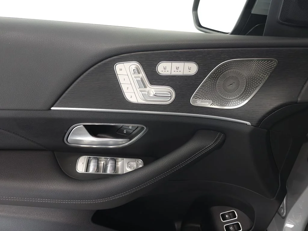 Used 2025 MANUFAKTUR Alpine Gray Mercedes-Benz GLE 450e image 6