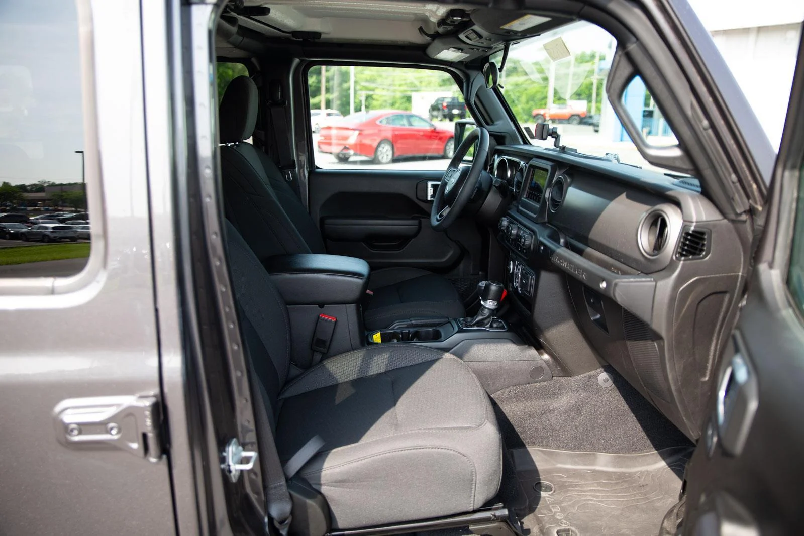 Used 2023 Granite Crystal Metallic Clearcoat Jeep 4X4 image 23