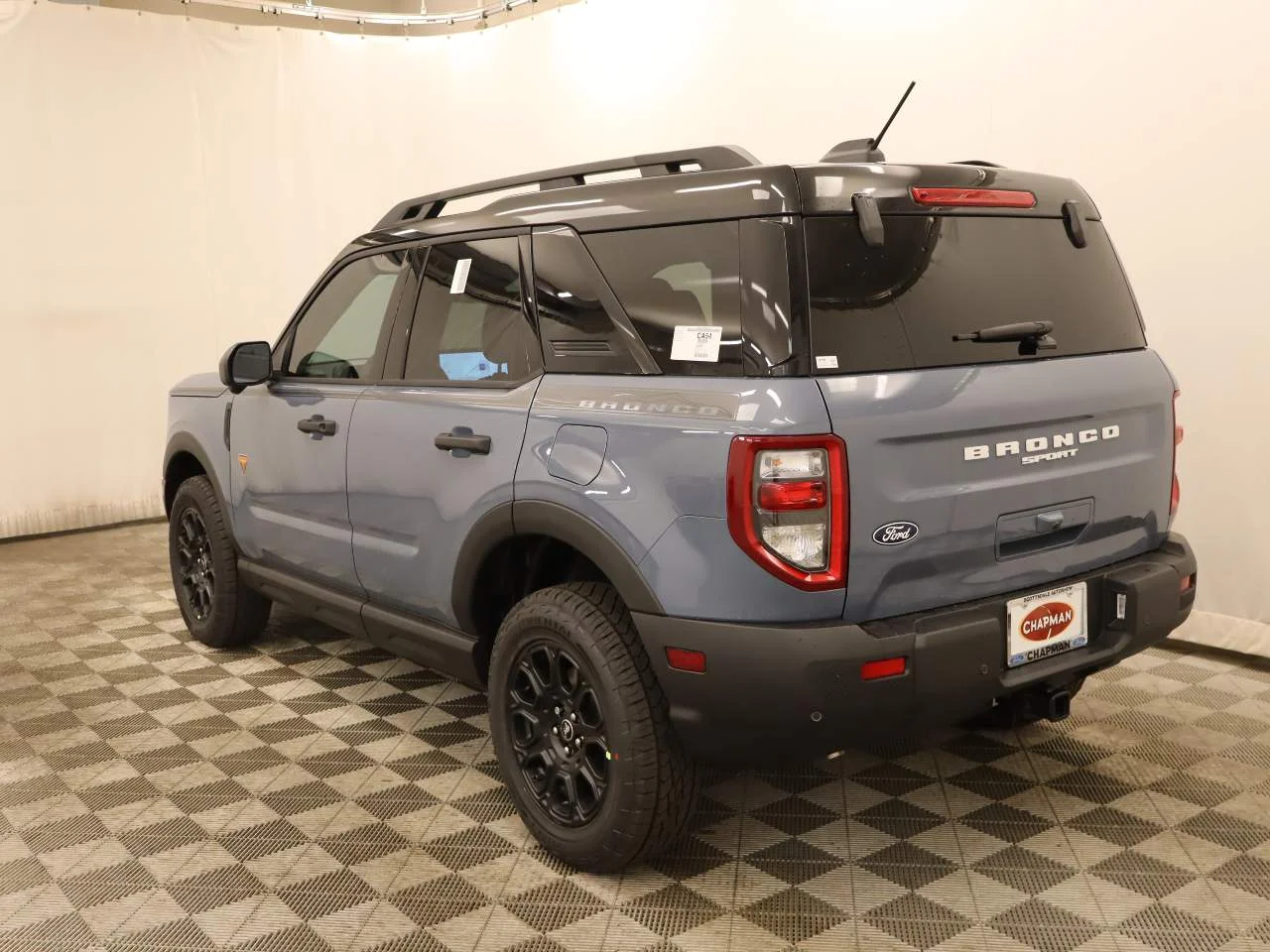 New 2026 Azure Gray Metallic Tri-Coat Ford Badlands® image 3