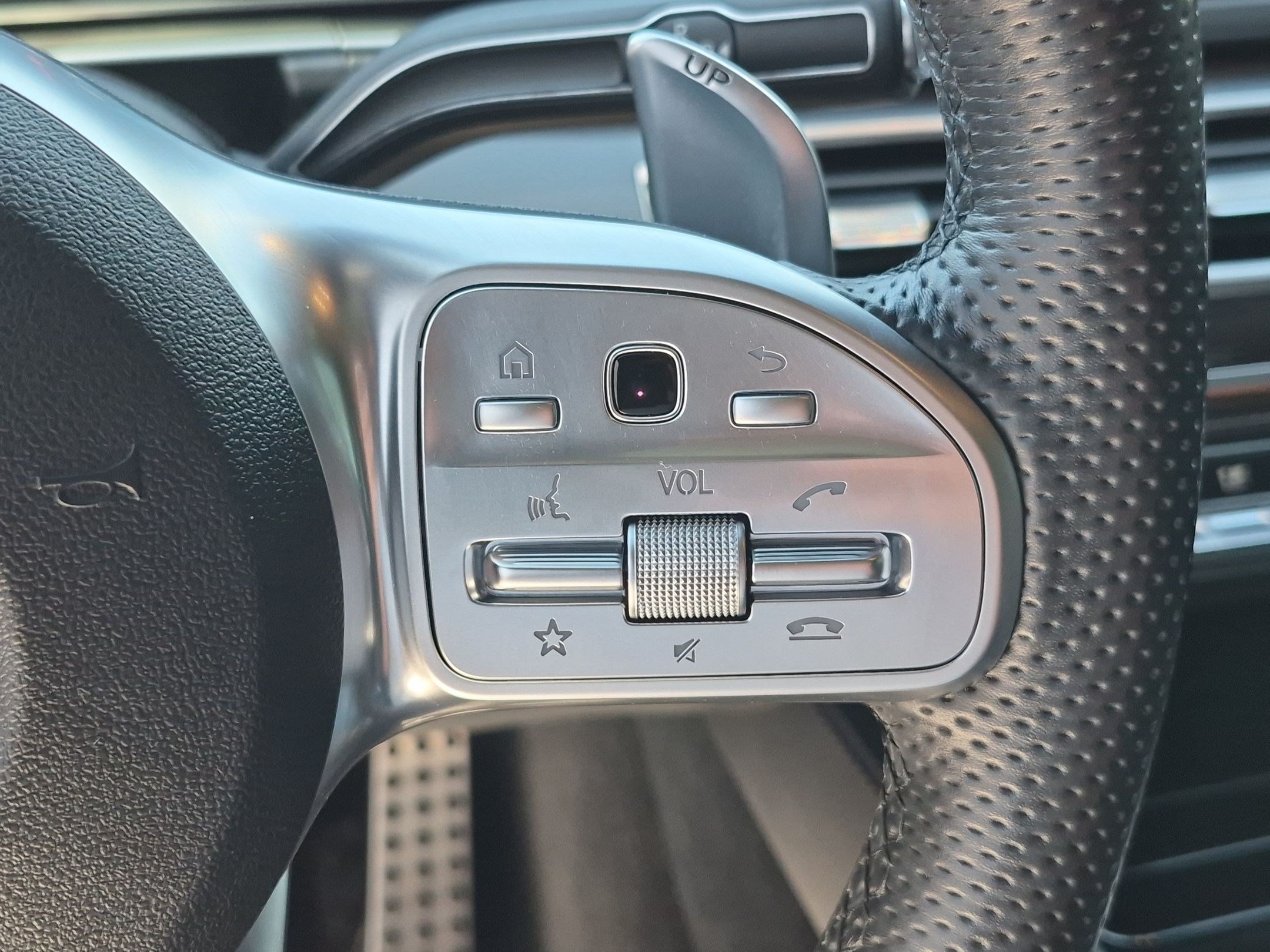 Used 2021 Obsidian Black Metallic Mercedes-Benz AMG® GLE 53 image 18