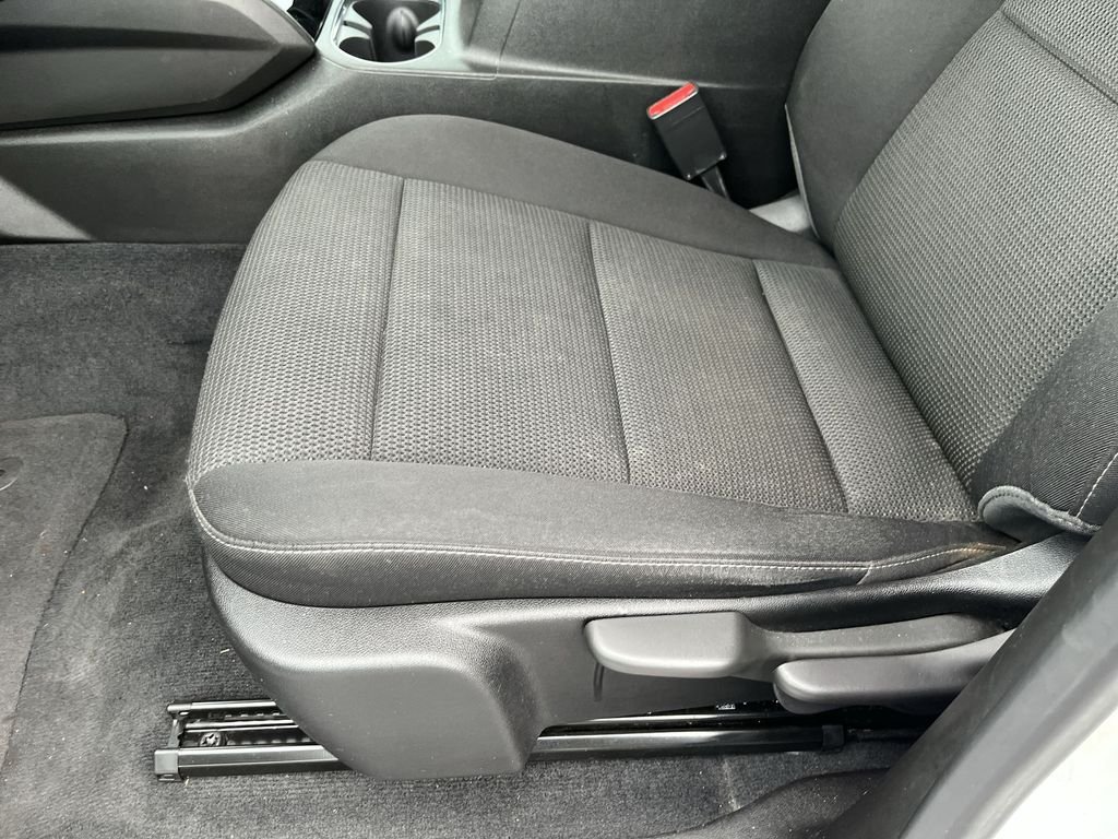 Used 2024 White GMC Elevation image 12