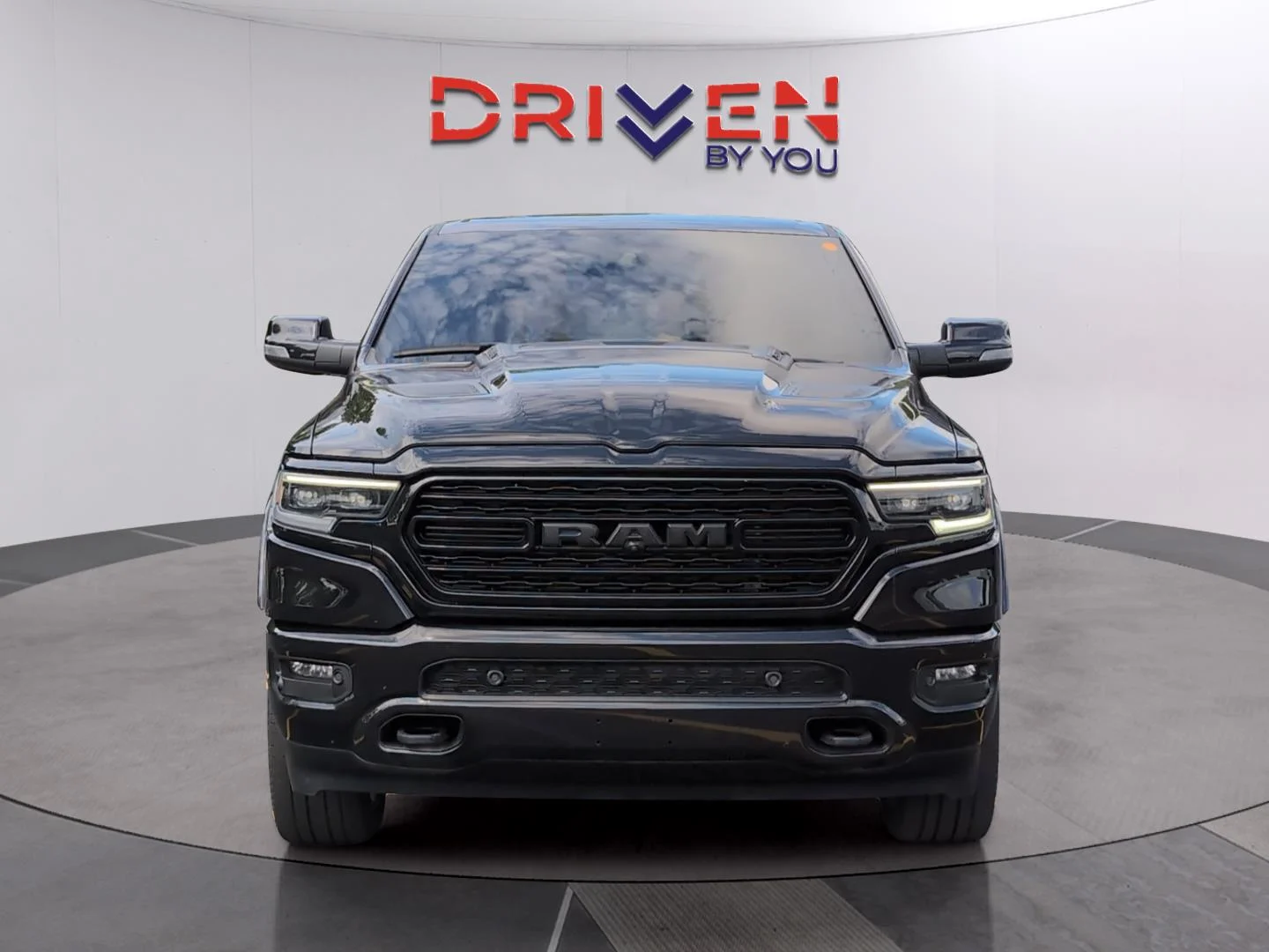 Used 2023 Diamond Black Crystal Pearlcoat Ram Limited image 8