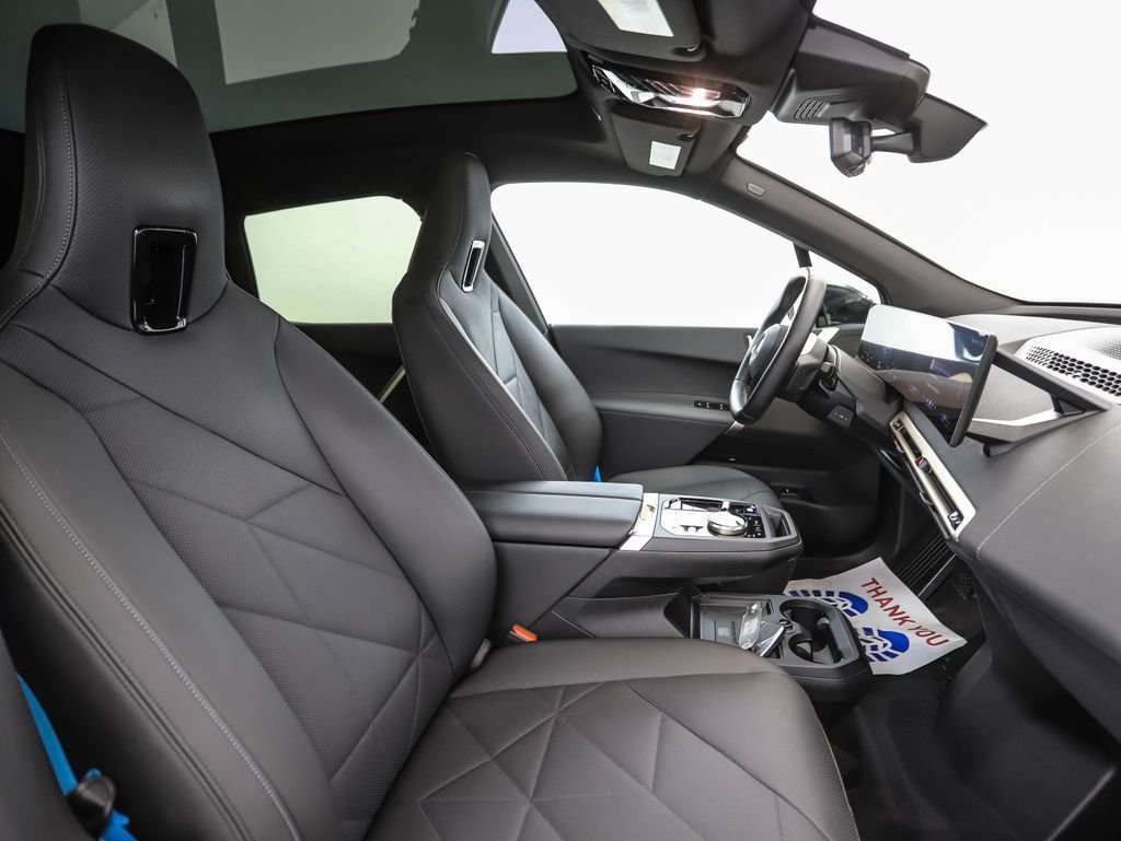 Certified Used 2024 Dark Graphite BMW xDrive50 image 31
