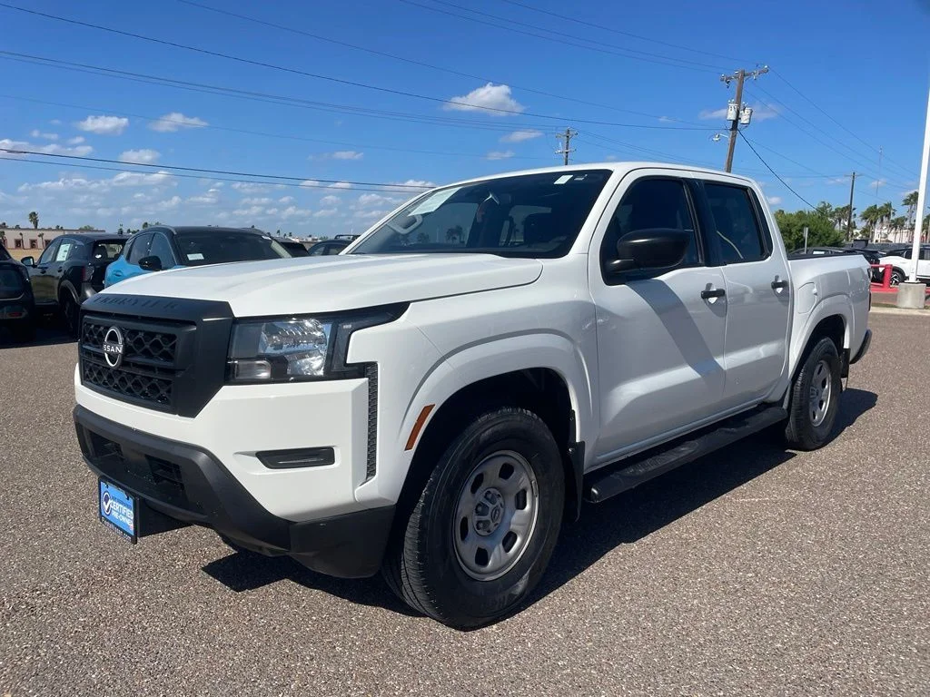 Used 2024 White Nissan S image 3
