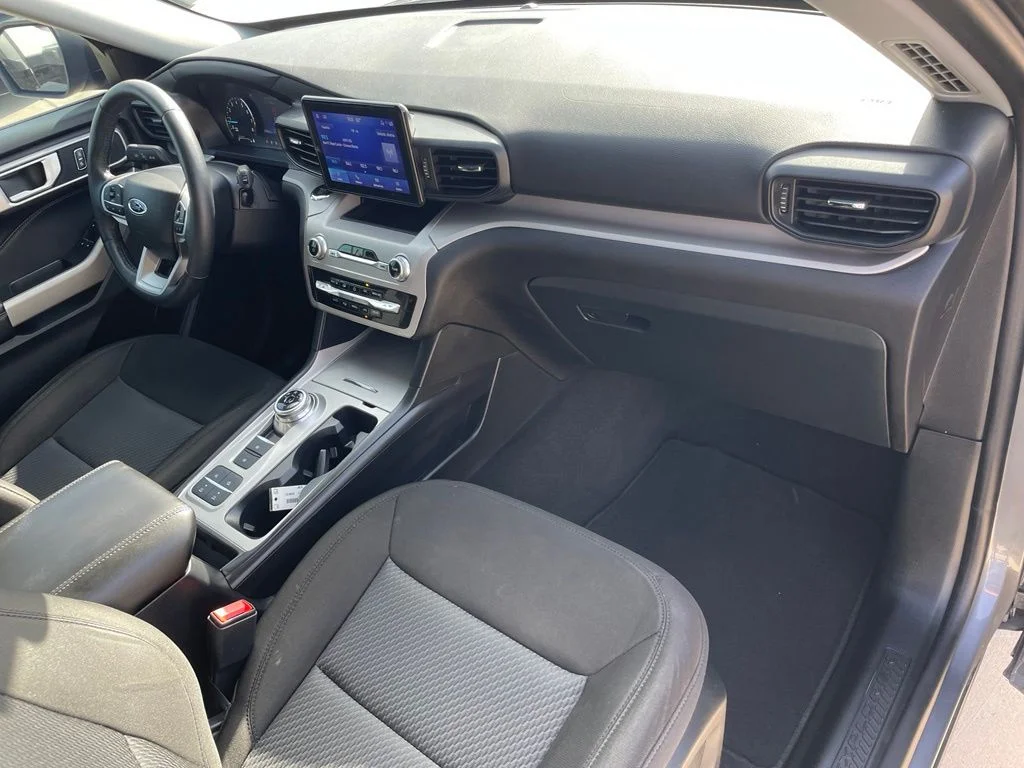 Used 2024 Gray Ford XLT image 17