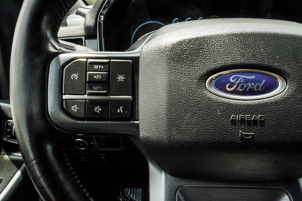 Used 2023 Red Ford Lariat image 36