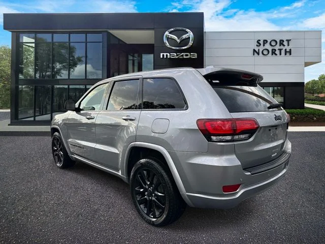 Used 2019 Silver Jeep Altitude image 6
