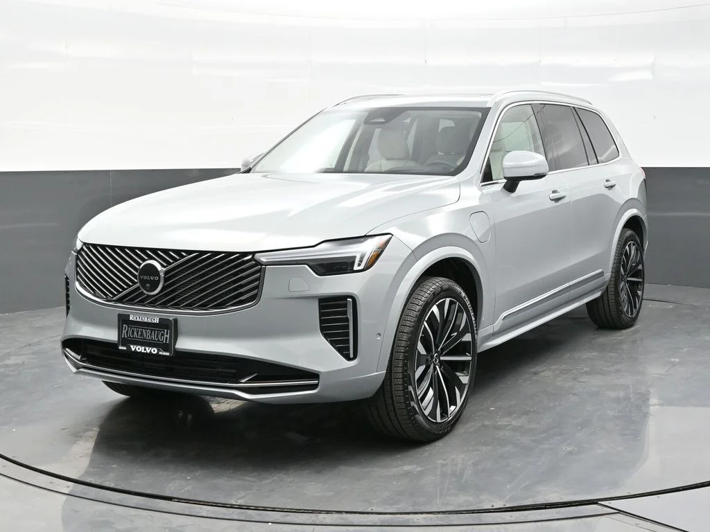 New 2026 Vapour Grey Volvo T8 Ultra image 2