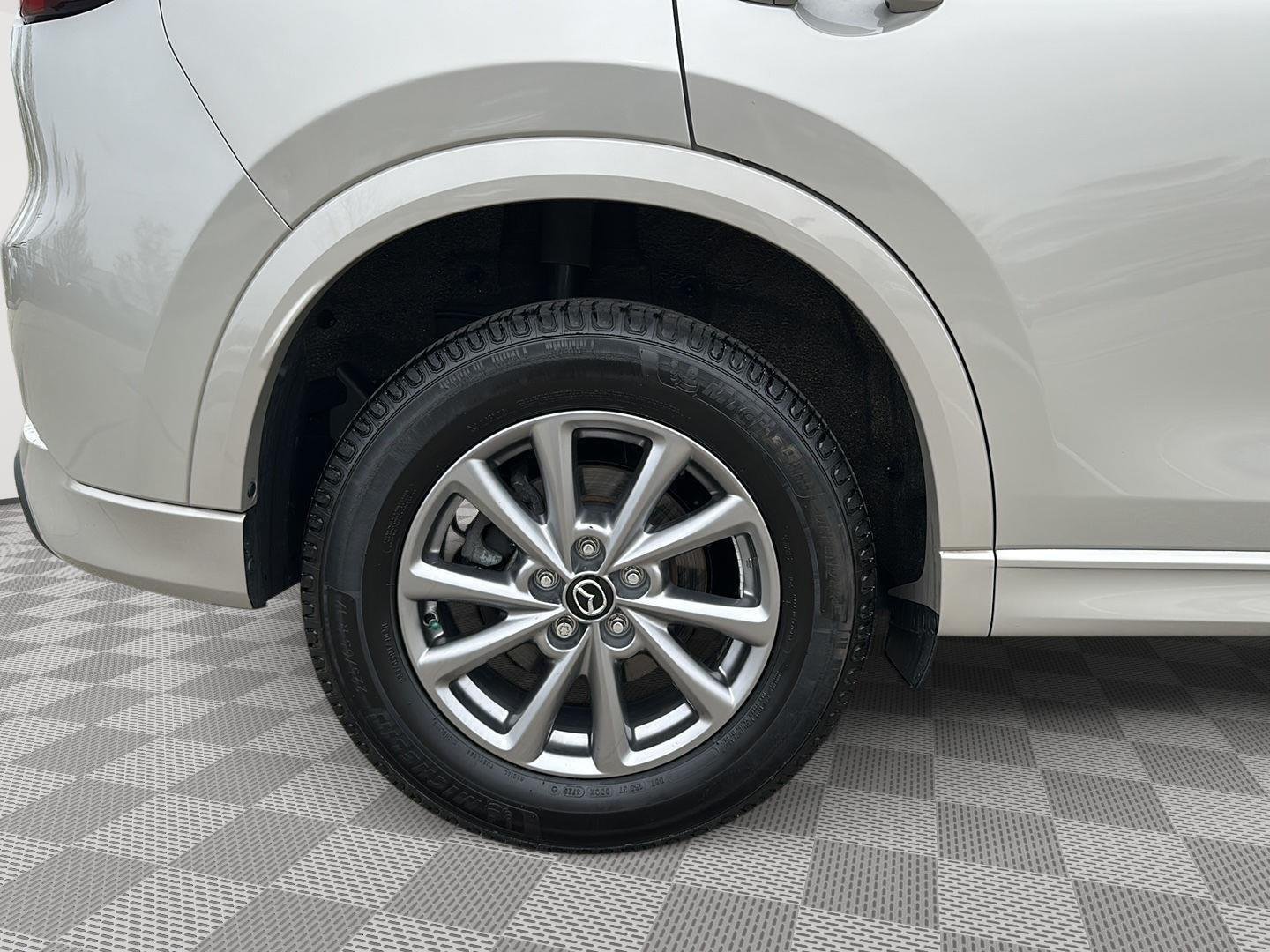 Used 2024 Platinum Quartz Metallic Mazda 2.5 S Preferred Package image 11