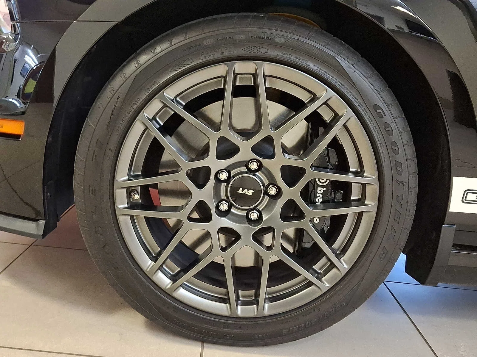 Used 2013 Black Ford Shelby GT500 image 8