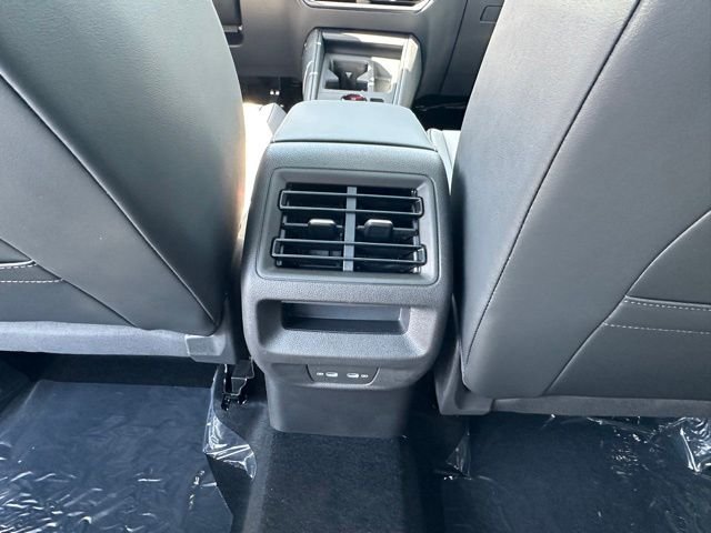 New 2026 Pyrite Silver Metallic Volkswagen 2.0T SE image 29