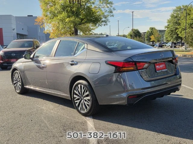 Used 2025 Gray Nissan 2.5 SV image 3