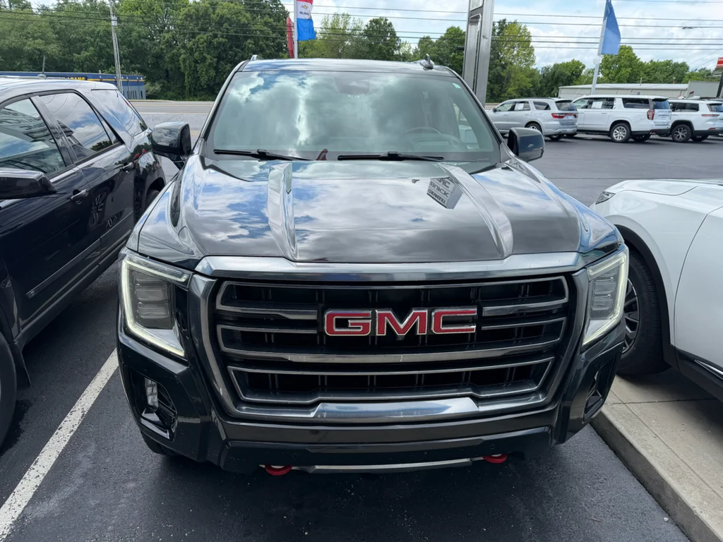 Used 2023 Onyx Black GMC AT4 image 2
