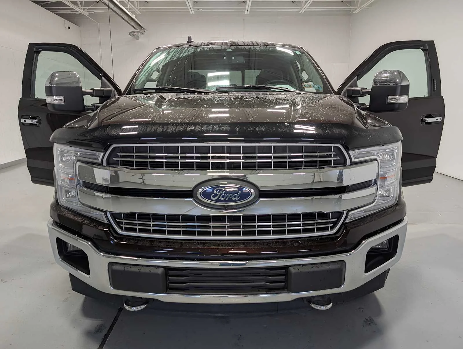 Used 2019 Magma Red Metallic Ford LARIAT image 15
