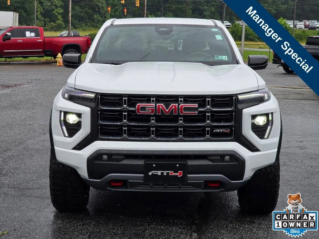 Used 2024 Summit White GMC AT4 image 22
