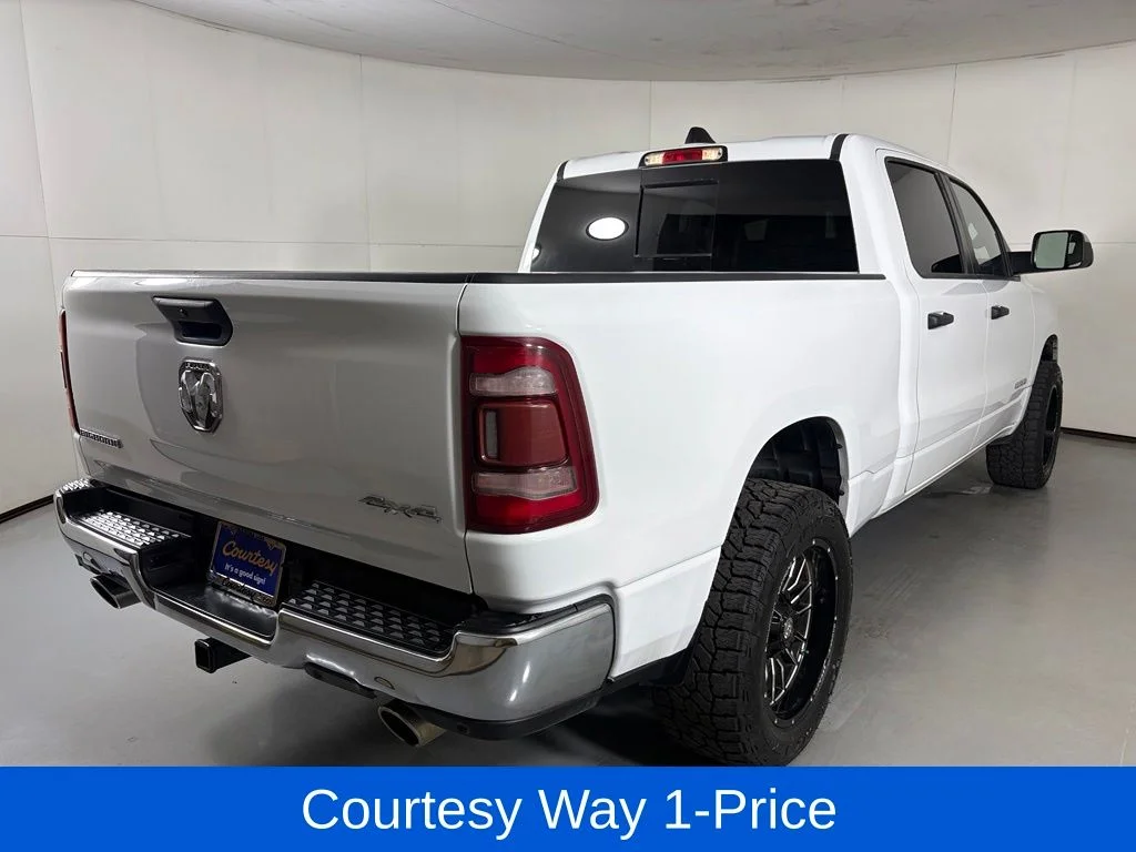 Used 2023 White Ram Big Horn/Lone Star image 11