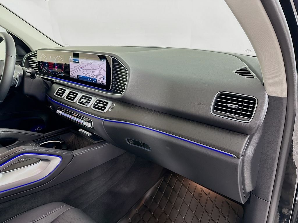 Used 2026 Black Mercedes-Benz GLE 450 image 31