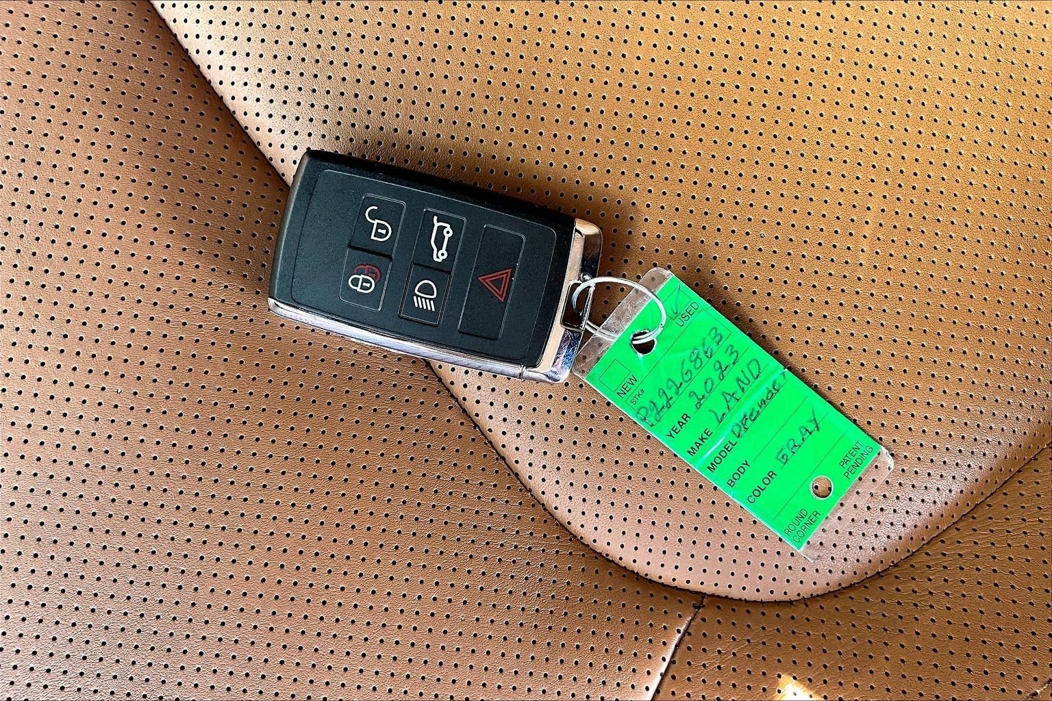 Used 2023 Gray Land Rover X-Dynamic SE image 10