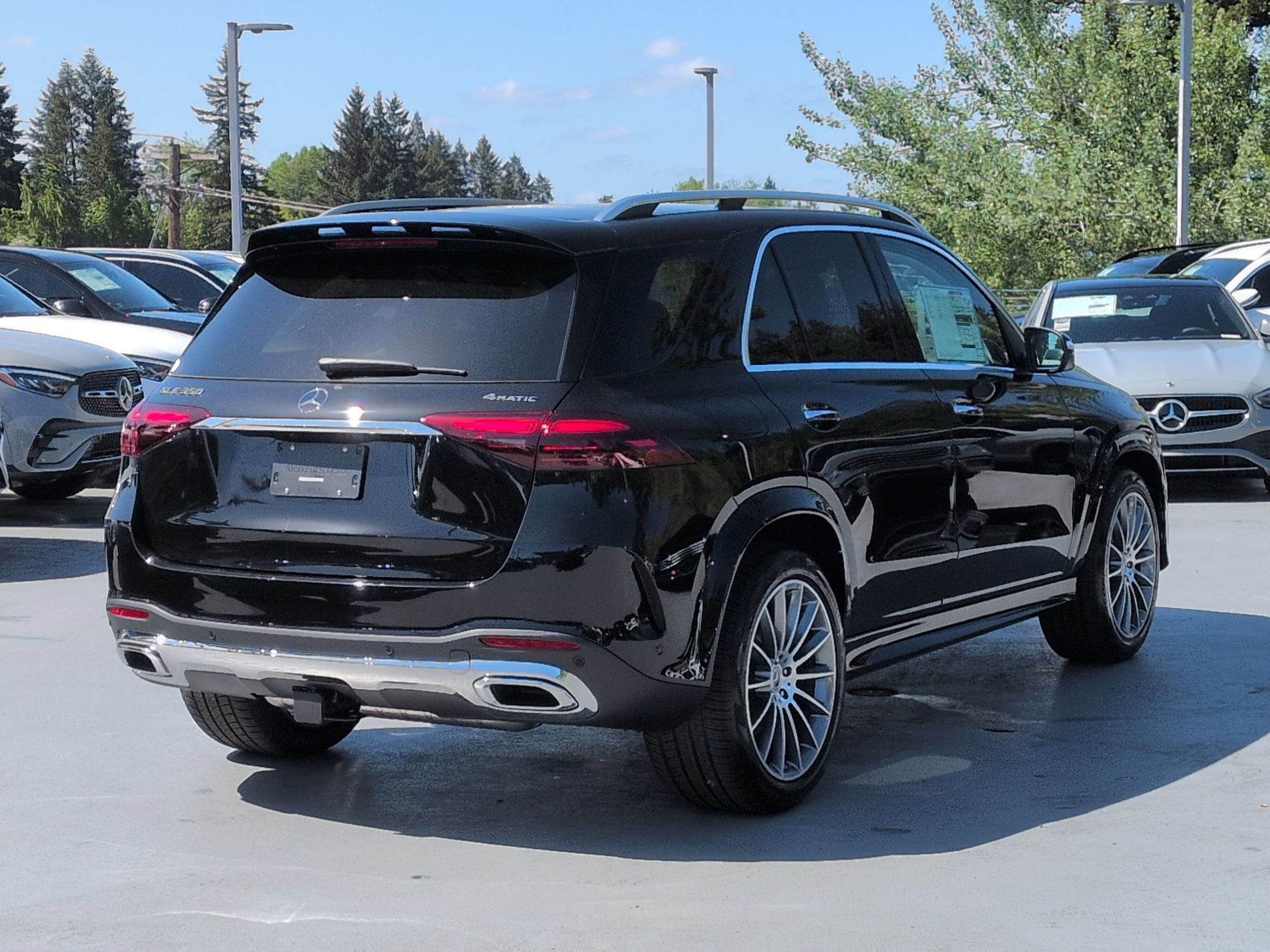 New 2026 Obsidian Black Metallic Mercedes-Benz GLE 350 image 44