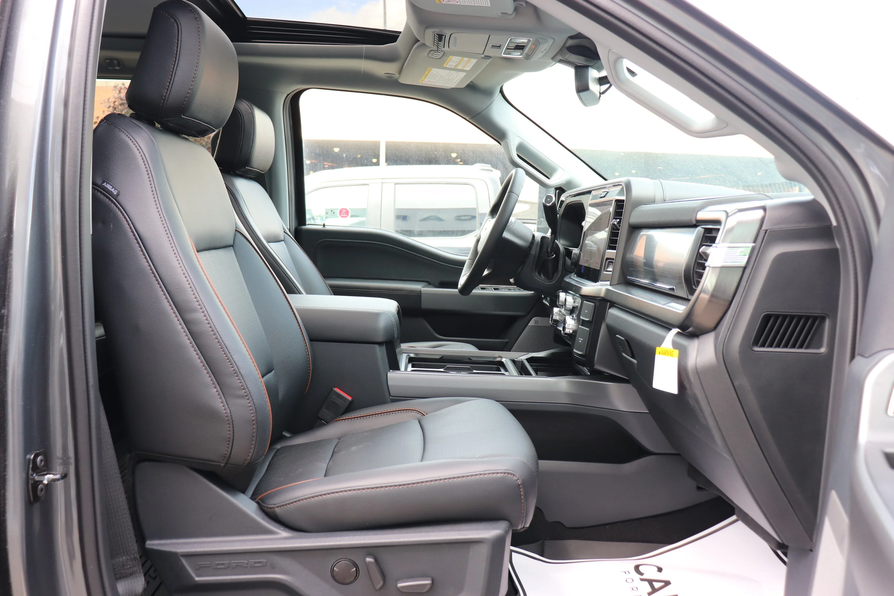 New 2026 CARBONIZED GREY METALLIC Ford LARIAT image 8