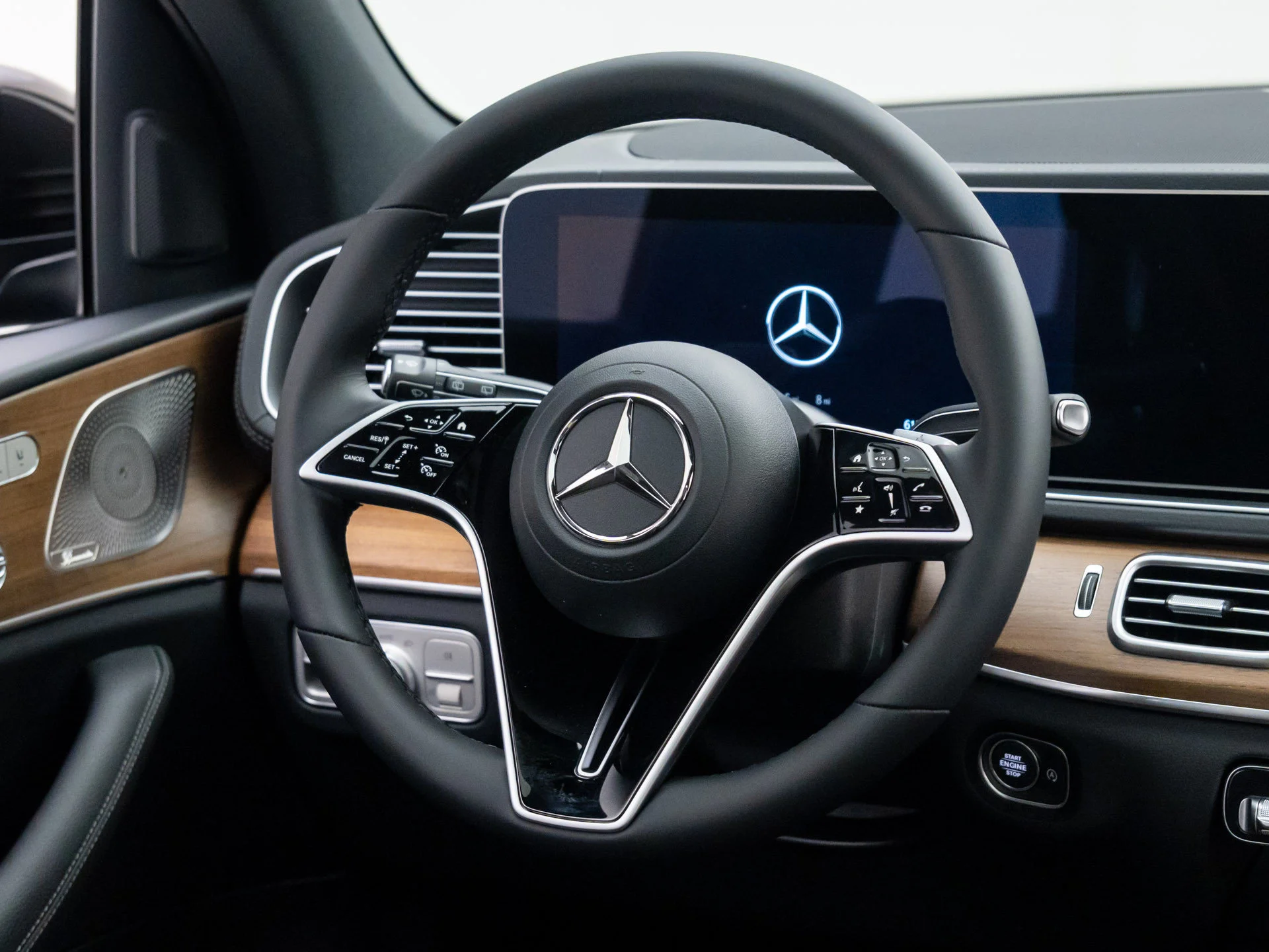 New 2026 Black Mercedes-Benz GLE 350 image 10