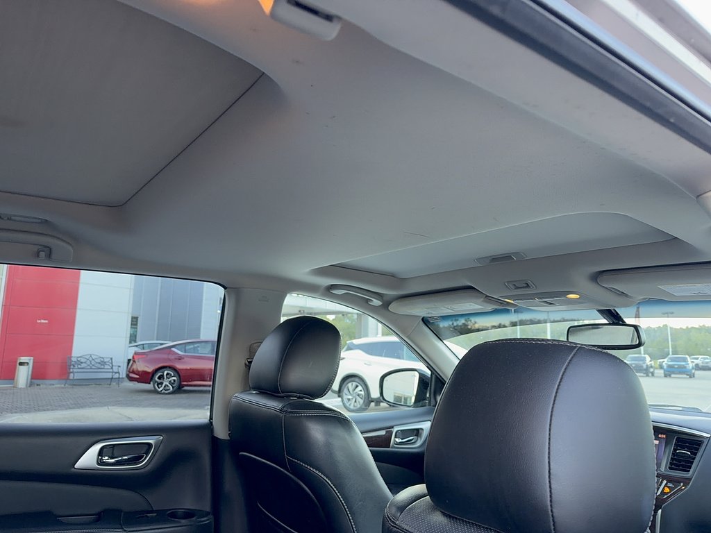 Used 2015 Java Metallic Nissan Platinum image 16