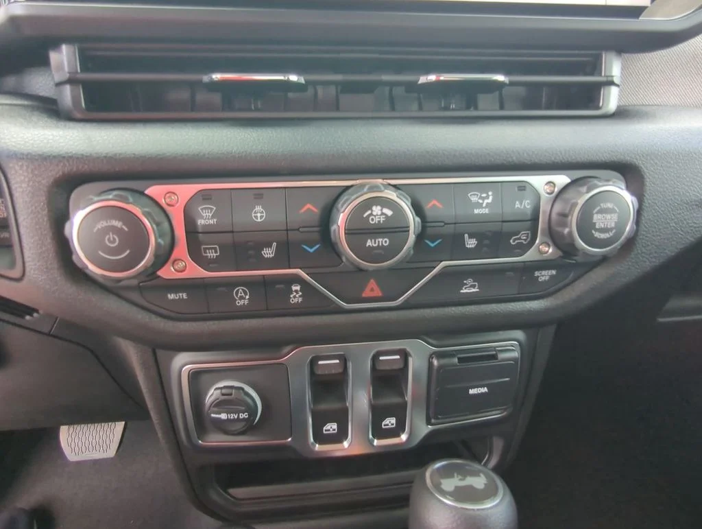 New 2026 Joose Jeep Sport S image 19