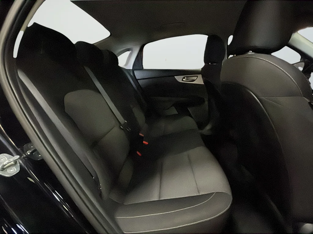 Used 2023 Black Kia LX image 25