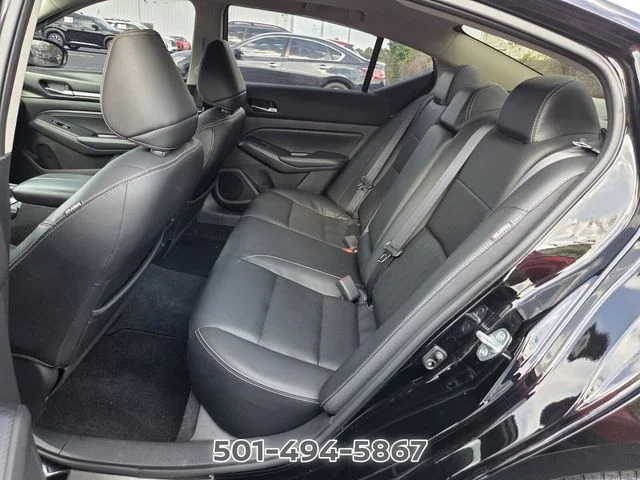 Used 2019 Black Nissan 2.5 SL image 8