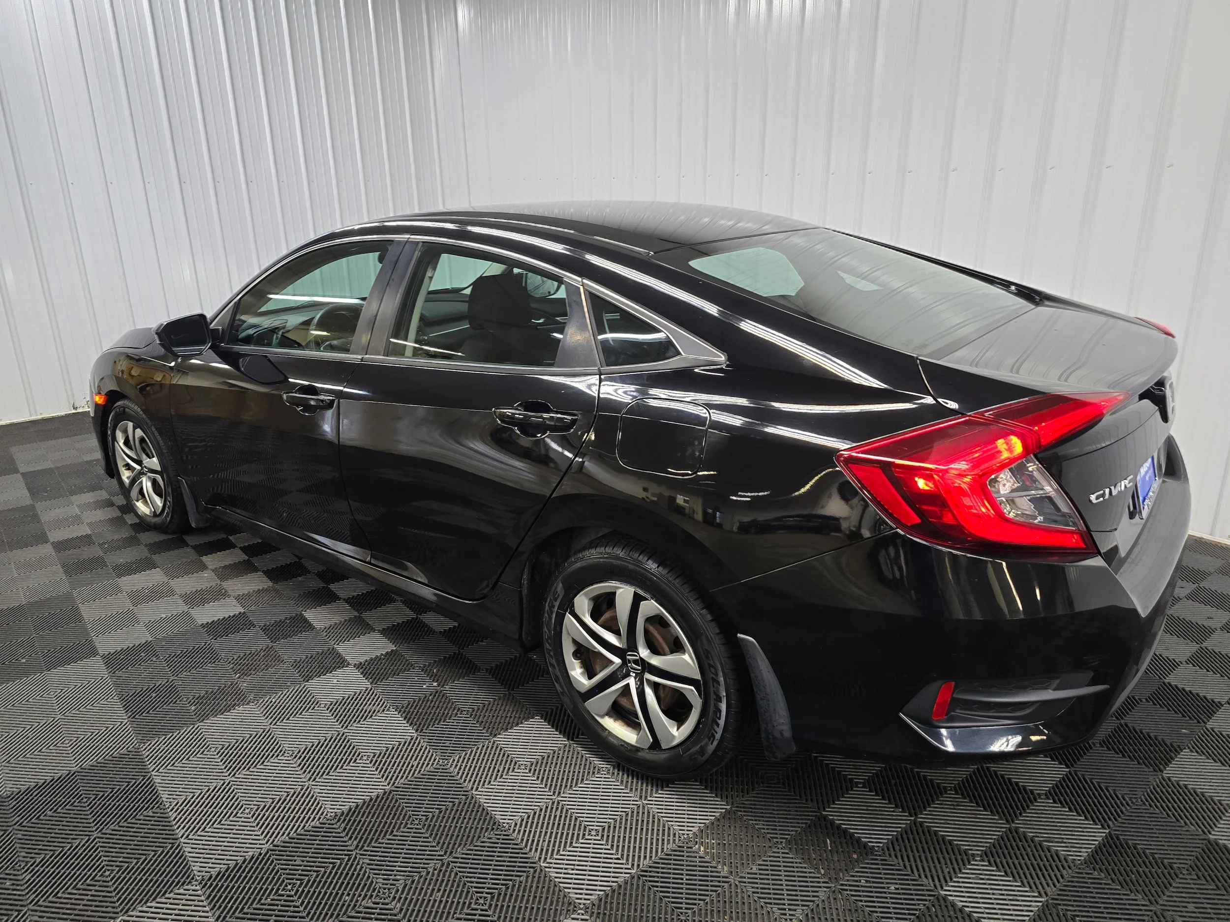 Used 2016 Black Honda LX image 9