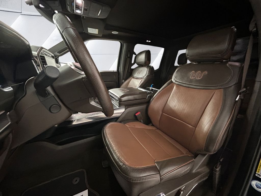 Used 2021  Ford King Ranch image 8