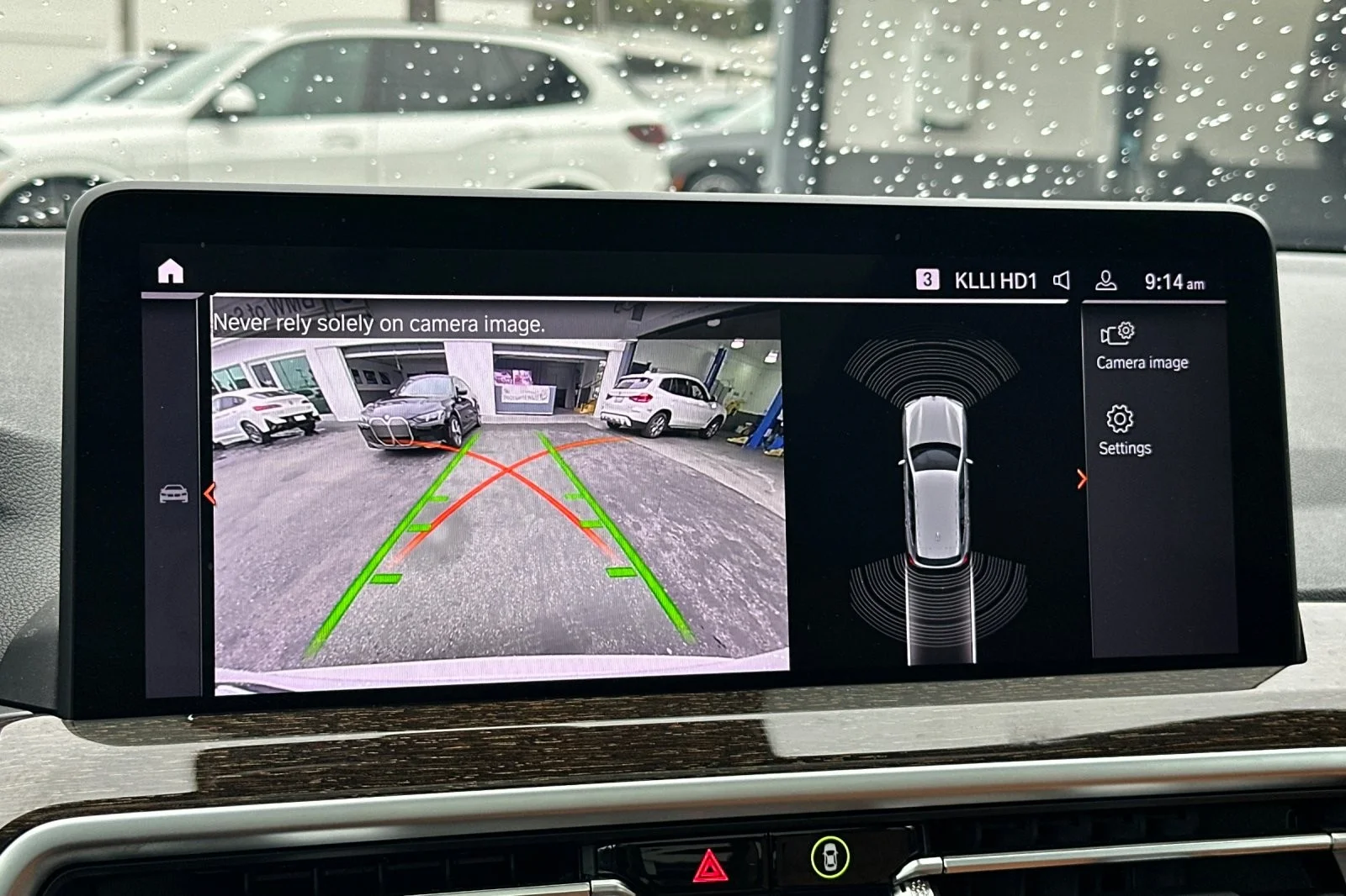 Used 2022 Mineral White Metallic BMW xDrive30i image 19