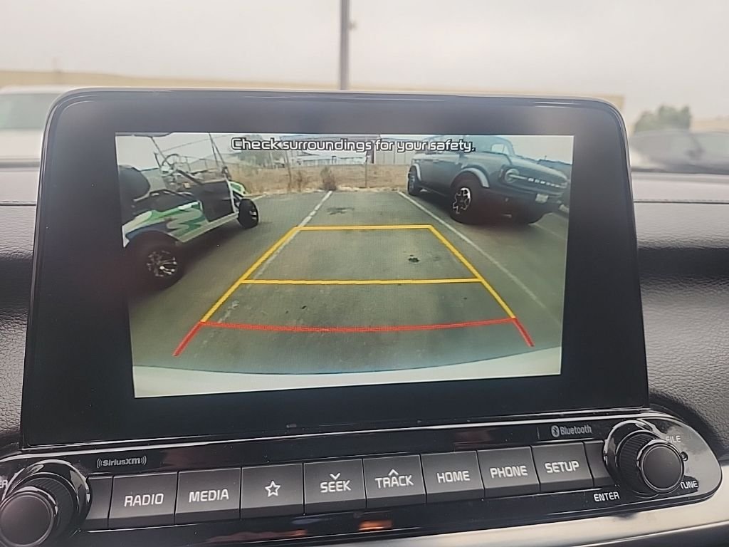 Used 2019 White Kia S image 22