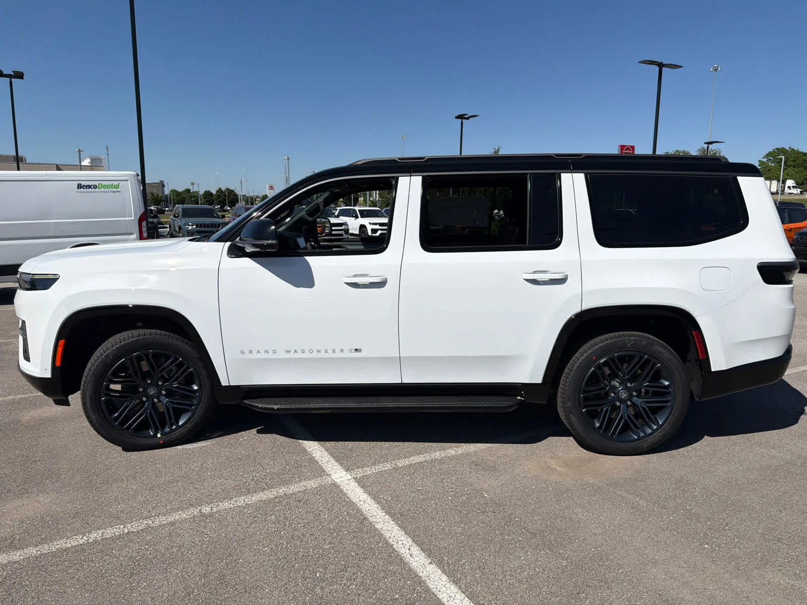 New 2026 Bright White Clear-Coat Exterior Paint Jeep 85th Anniversary image 5