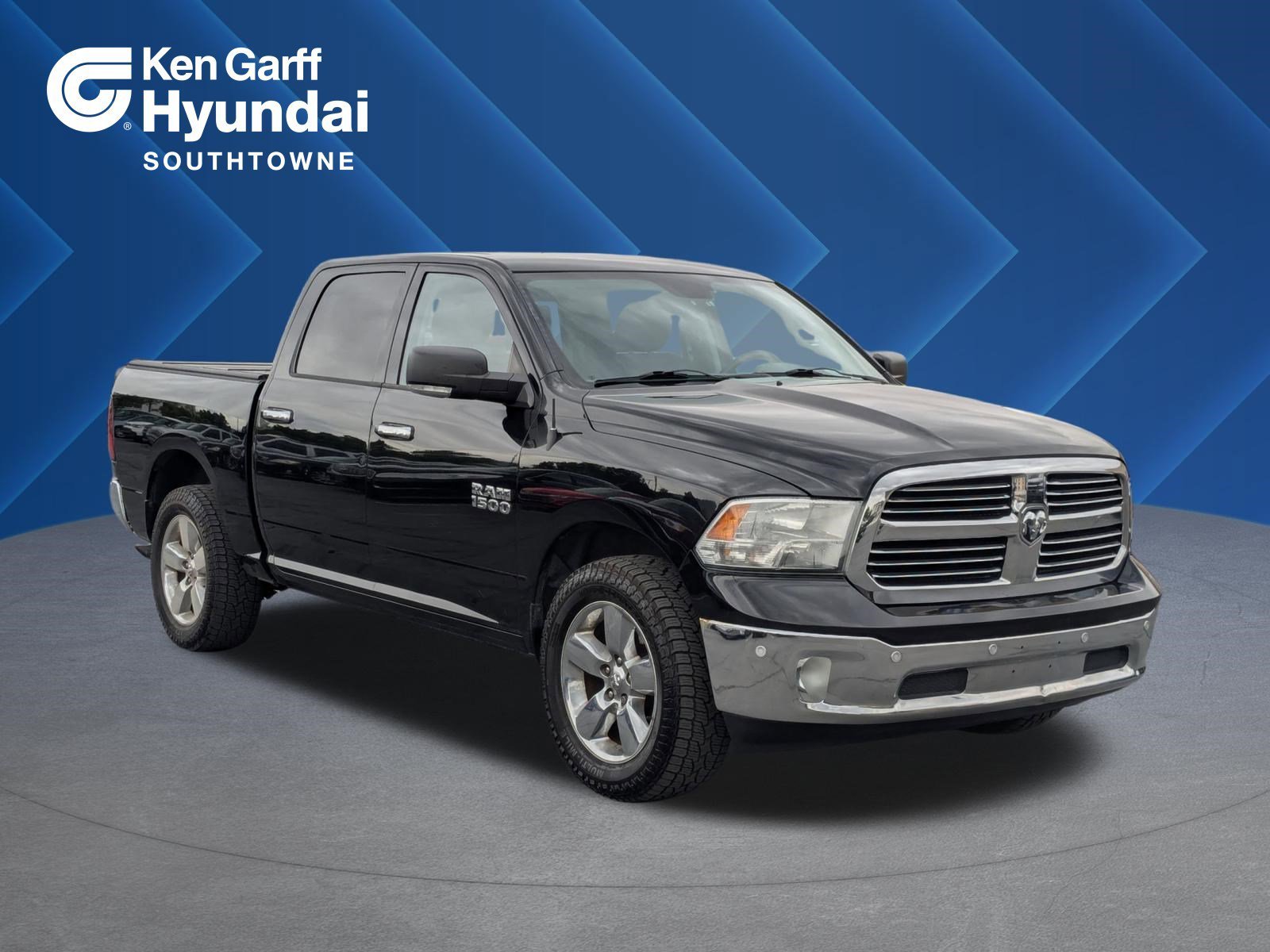 2015 RAM 1500 Big Horn/Lone Star 4x4 Crew Cab's photo