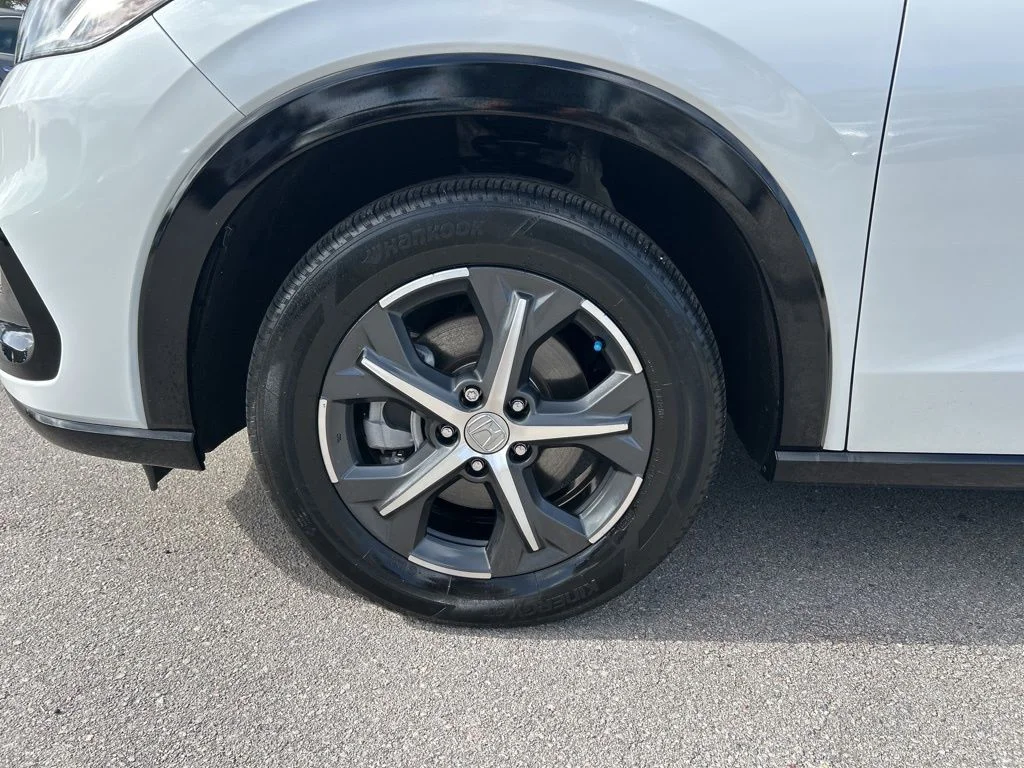 Used 2023 White Honda EX-L image 50
