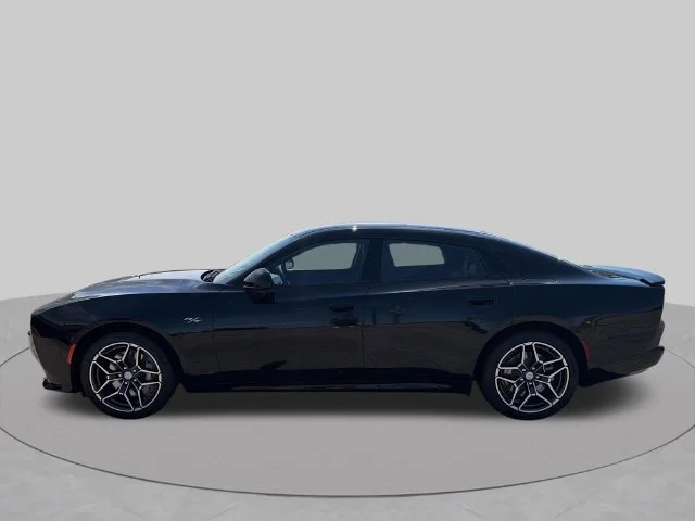 New 2026 Diamond Black Crystal Pearlcoat Dodge R/T Plus image 2
