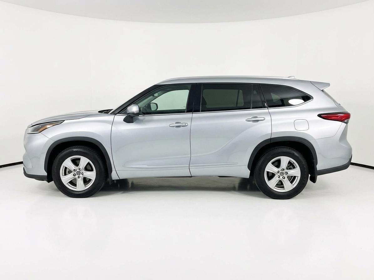 Used 2021 Celestial Silver Metallic Toyota LE image 12
