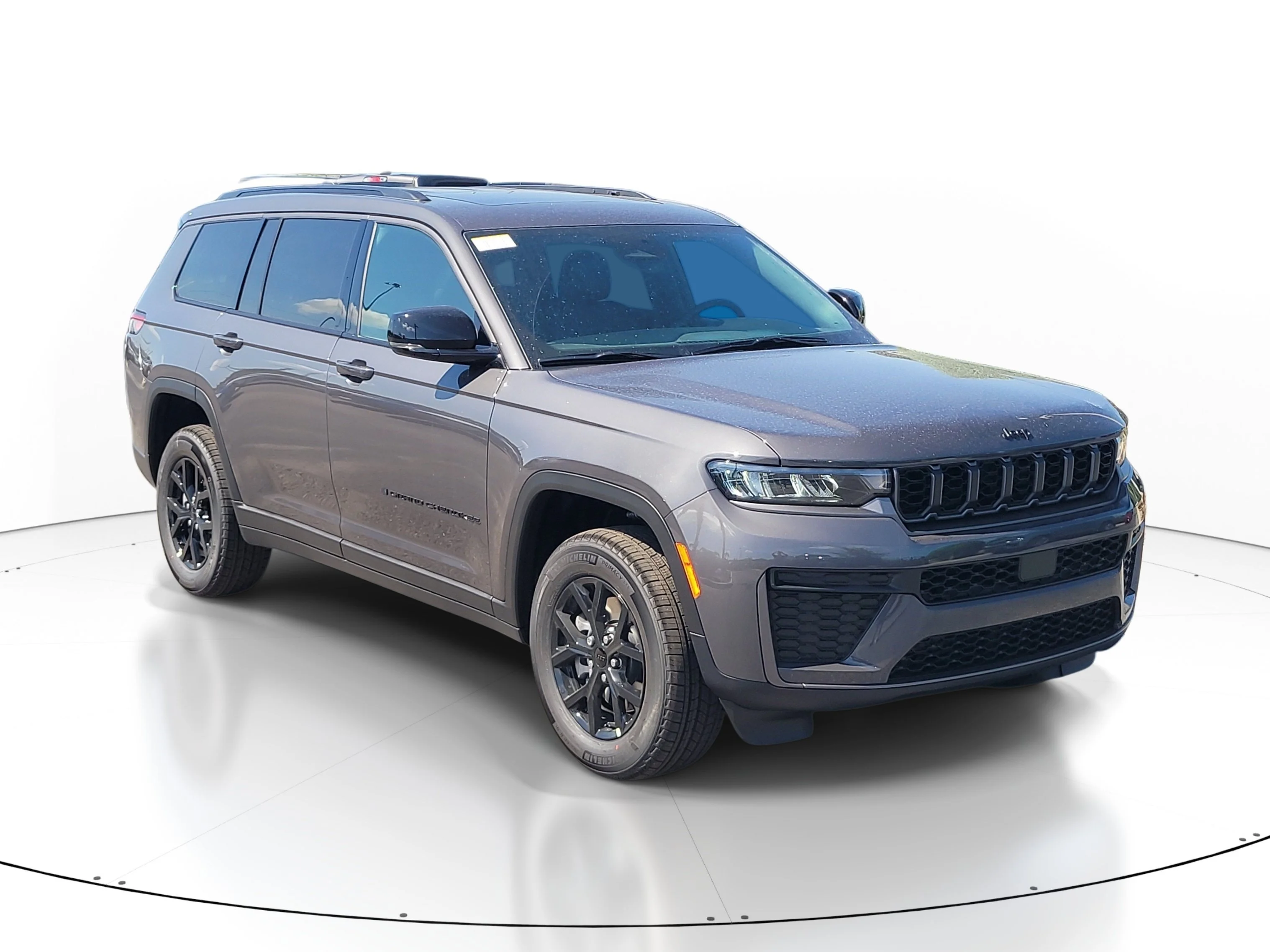 New 2026 Baltic Gray Metallic Clearcoat Jeep Laredo Altitude image 2