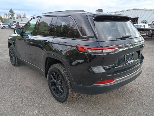 New 2026 Black Jeep Altitude image 7