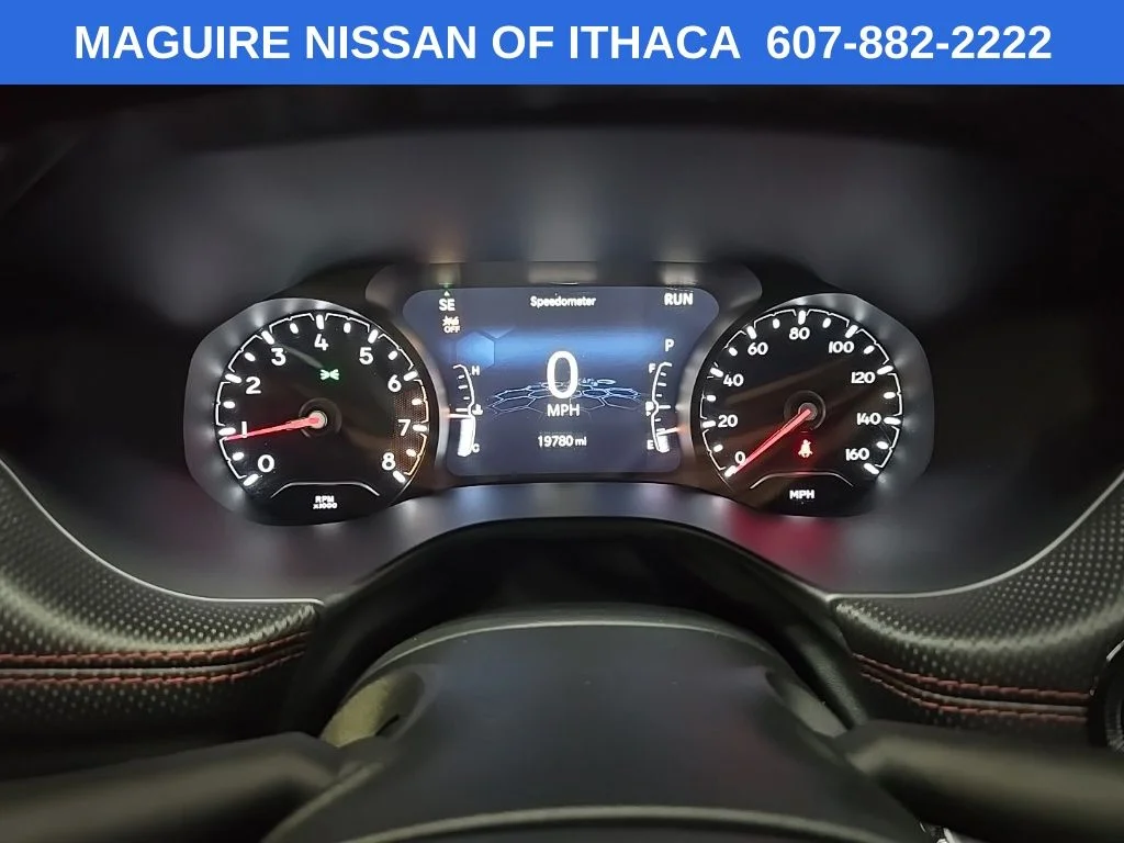 Used 2022 White Jeep Trailhawk image 21